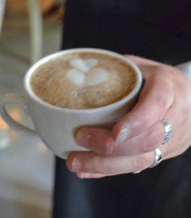 Cum sa faci un cappuccino la domiciliu - în mașină de cafea în mașină de cafea, modul de a face fotografii