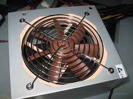 cooler bâzâit ventilator în unitatea centrală a calculatorului sau laptop