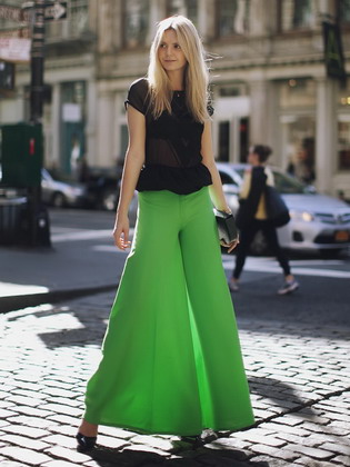Combinatia de culori cu haine verzi și o fotografie de combinatii de verde si kaki