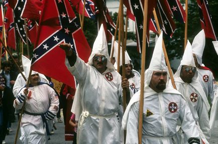 Ce este Ku Klux Klan