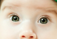 Cum știu culoarea ochilor copilului