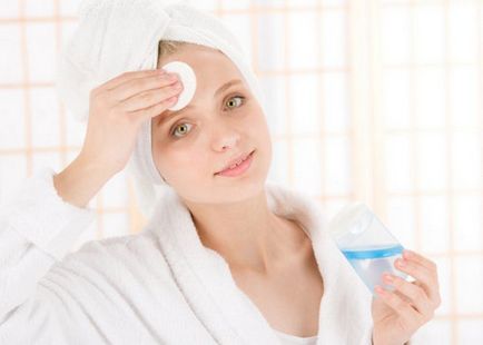 Cum se curata fata de acnee