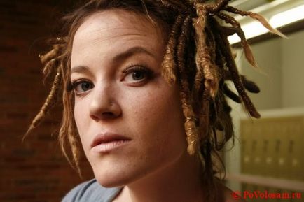 Ce cu dreadlocks