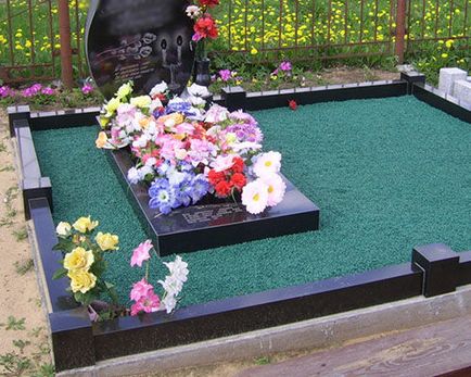 Cum de a decora morminte în cimitire Cum de a decora morminte în cimitire