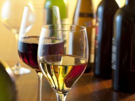 Vinul uscat este diferit de umed, care ce în cazul în care (vinul demisec este diferit) Vinul uscat este diferit de umed, care ce în cazul în care