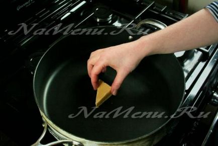 Ce să adăugați la clatite nu se lipesc (clătite încă lipi) Ce să adăugați la clatite nu se va lipi