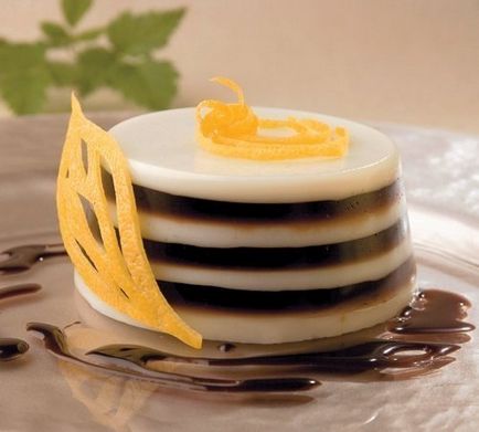Ce este (gelatina linguri) Blancmange Ce este un Blancmange
