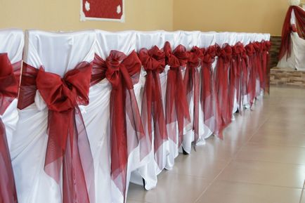 Scaun decorative acoperă în interior, modul de a alege tesatura si proiectarea de cape, frumos și (scaune) Scaun decorative acoperă în interior, modul de a alege tesatura si design de cape, frumos și
