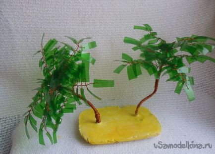 Arbori din sticle de plastic