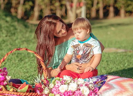 Evelyn Bledans primul spus despre funcționarea unui an mai târziu, fiul său material seminal este încă una, Buna ziua! (Evelyn Bledans) Evelyn Bledans primul spus despre funcționarea unui an mai târziu, fiul său material seminal este încă una, Buna ziua!