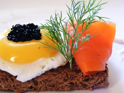 Cum se aplica pentru rețete festive de masă caviar aperitive cu caviar roșu și negru