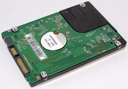 Cum de a conecta un nou hard disk drive-uri (de performanță) Cum se conectează noile drive-uri