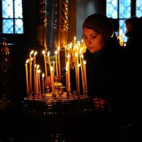 Cum de a pune lumânări în biserică