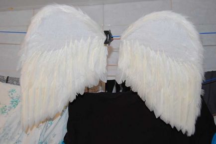 Cum sa faci un costum de înger cu propriile lor mâini