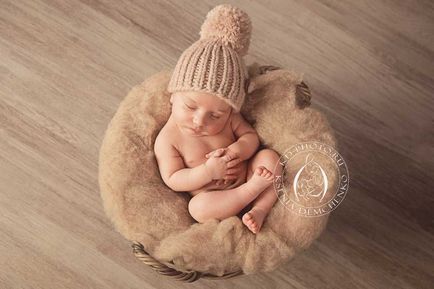 Cum să luați un copil nou-născut singur acasă, asocierea fotografilor nou-născuți
