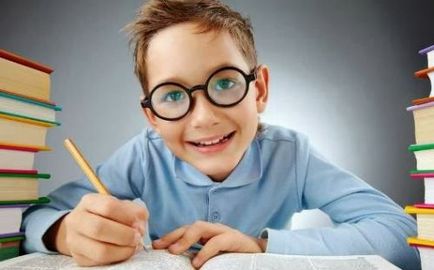 Cum să obțineți copilul să meargă la școală sfaturi pentru a transforma Învinși în horoshist (modul de a face un copil un student bun) Cum să obțineți copilul să meargă la școală sfaturi pentru a transforma Învinși în horoshist