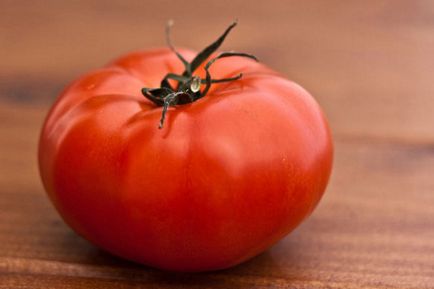 De ce vis de tomate, sonmir
