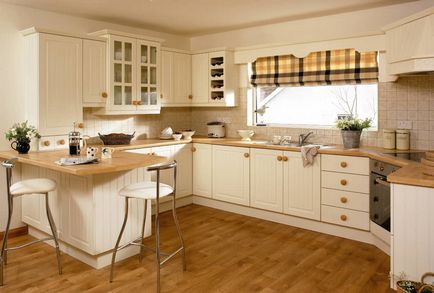 Bucătărie cu fereastra de colț, fotografii de design cu două ferestre, de design, de mijloc, ferestre mari, din plastic