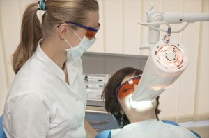 Albirea dintilor cu laser - ceea ce este, comentarii, preturi, fotografii înainte și după