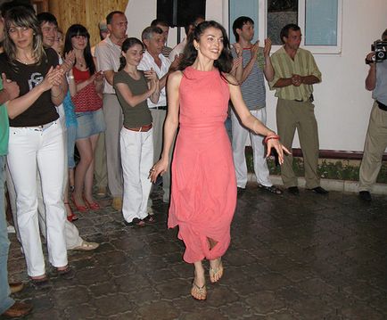 În Caucaz, nefericit ca tineret dansuri lezginka - 04 iunie 2014
