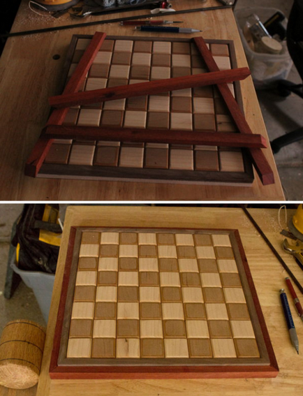 Chessboard Chessboard face propriile lor mâini (tabla de sah cu mâinile) Chessboard Chessboard face propriile lor mâini