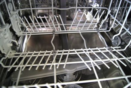 Alegerea o libertate mașină de spălat vase din robia bucătăriei