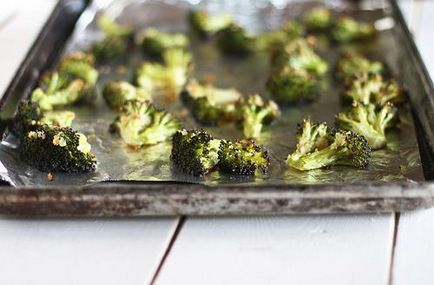 Broccoli în cuptor pentru prăjire opțiuni de sosuri