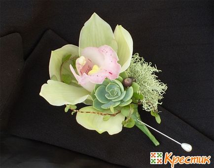 Boutonniere mire cu mâinile lor