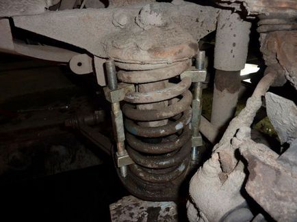 Buget ascensor câmp shefrole cu mâinile sale, un manual pe Chevrolet Niva prima generație
