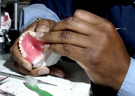 Ce tehnicianul dentar cum să devină un expert în acest domeniu