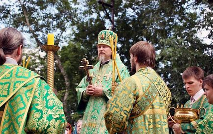 Ce o vacanță caracteristică a acestei trinitate a zilei pentru creștinii ortodocși