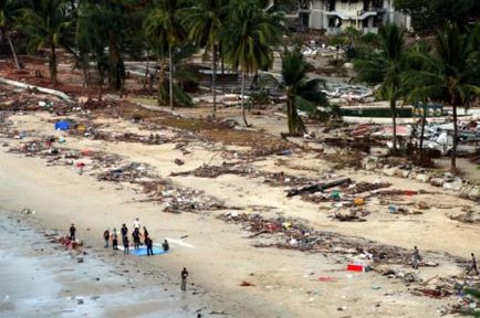 Tsunami-ul din Thailanda, în 2004, fotografii și videoclipuri