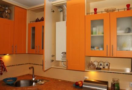 bucătărie de design, cu un cazan de gaz pe fotografii de perete