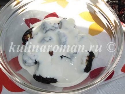 Umplute cu sos de prune uscate crema pe Anuța, retete delicioase