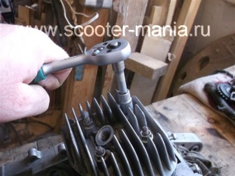 Fotografii de la instalația de piston pentru motoare dvuhtakny scutere, scutere și motociclete (dvuhtakny) Fotografii de la instalația de piston pentru motoare dvuhtakny scutere, motociclete și scutere