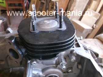 Fotografii de la instalația de piston pentru motoare dvuhtakny scutere, scutere și motociclete (scutere) Fotografii de la instalația de piston pentru motoare dvuhtakny scutere, motociclete și scutere