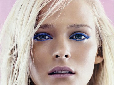 Albastru - make-up în tonuri de albastru