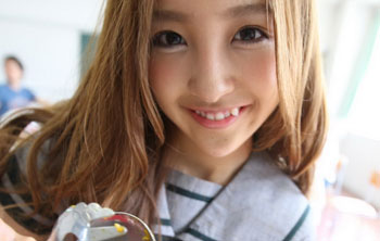 Yoba strâmbă dinți - tendința principală în Japonia! Fotografii și clipuri video!