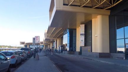 Cum se ajunge de la aeroportul Malpensa din Milano și în alte locuri