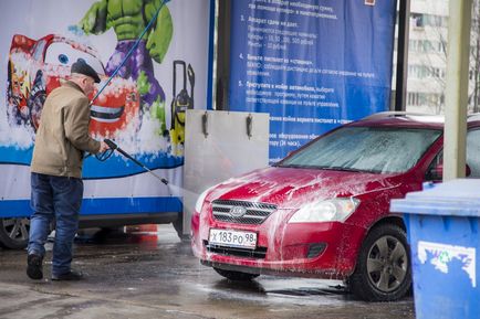 Cum pentru a curăța în mod eficient și rapid la spalatorie auto cu autoservire