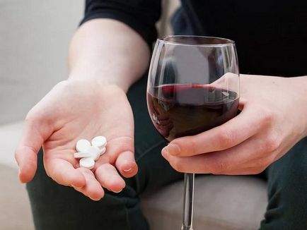 Ce medicamente nu sunt compatibile cu alcool și unele comprimate nu pot bea