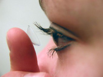 Cum de a purta lentile de contact ghid pas cu pas pentru incepatori