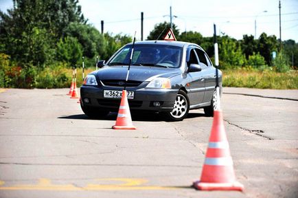 Cum să învețe să conducă o mașină