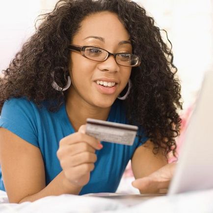 Cum să obțineți un card de credit ca o bancă de economii de a emite card de credit on-line sau prin intermediul Băncii de Economii