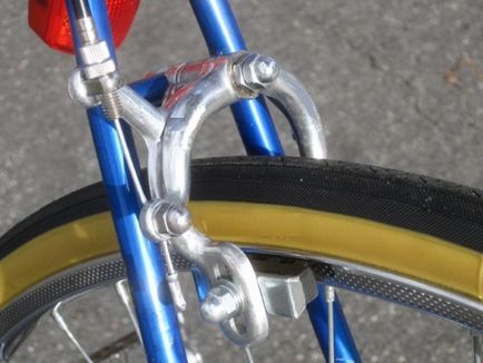 Cum să se adapteze frânelor asupra procesului special de biciclete