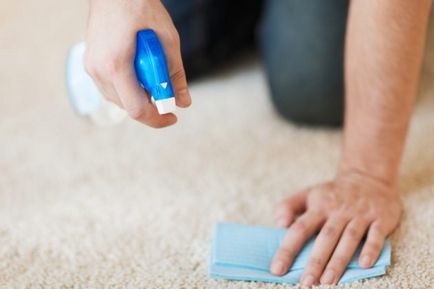 Cum pentru a curăța o regulă generală covor, pete dificile și produse de curățat