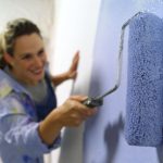Cum să picteze pereții cu propriile sale mâini alegerea compoziției și a normelor de aplicare