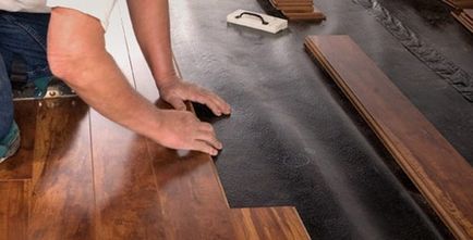 Cum de a pune mâna pe parchetul laminat din lemn Putem pune podea din lemn laminat,