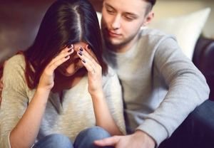 Cum să reconcilieze sfatul fată și ajutorul unui psiholog