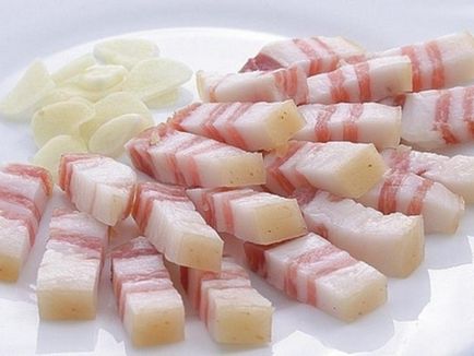 Cum se prepară ciuperci de pui (uscat apă cu hârtie) Cum de a găti carnea de pui cu ciuperci